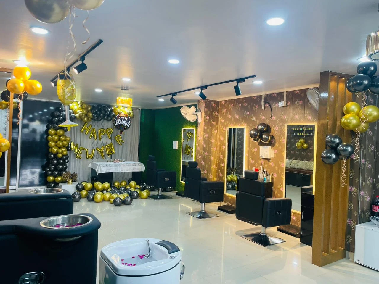 Why a Homestay is Better than a Hotel for Celebrations